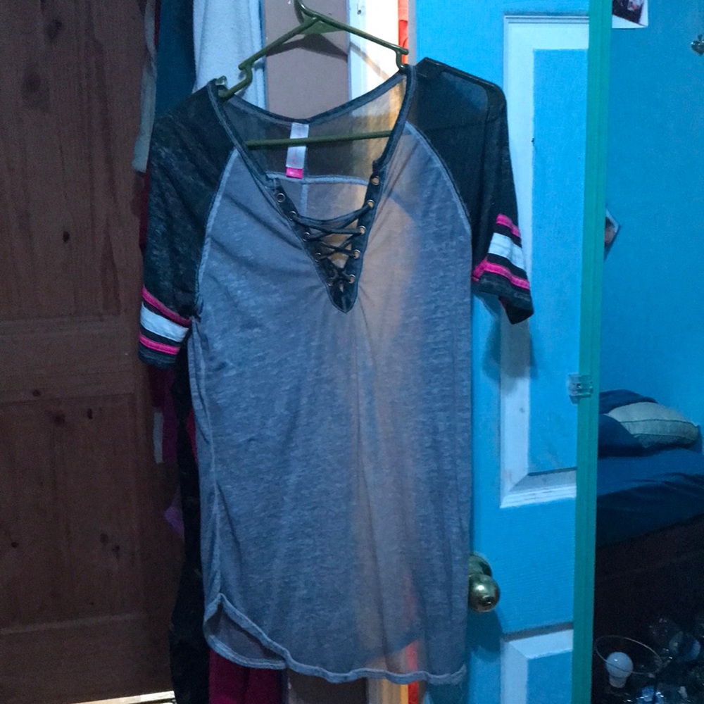Large 11-13 gray and pink top